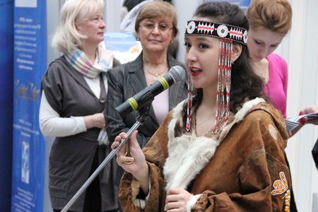 Выстпуление студентки РМАТ Ольги Тавльнаут на выставке Образование и карьера 2013